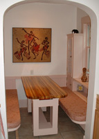 Built-in breakfast nook